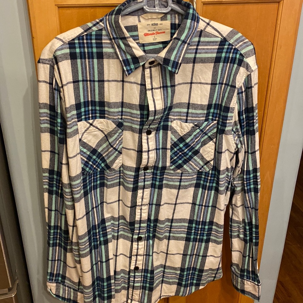 Mens L button down